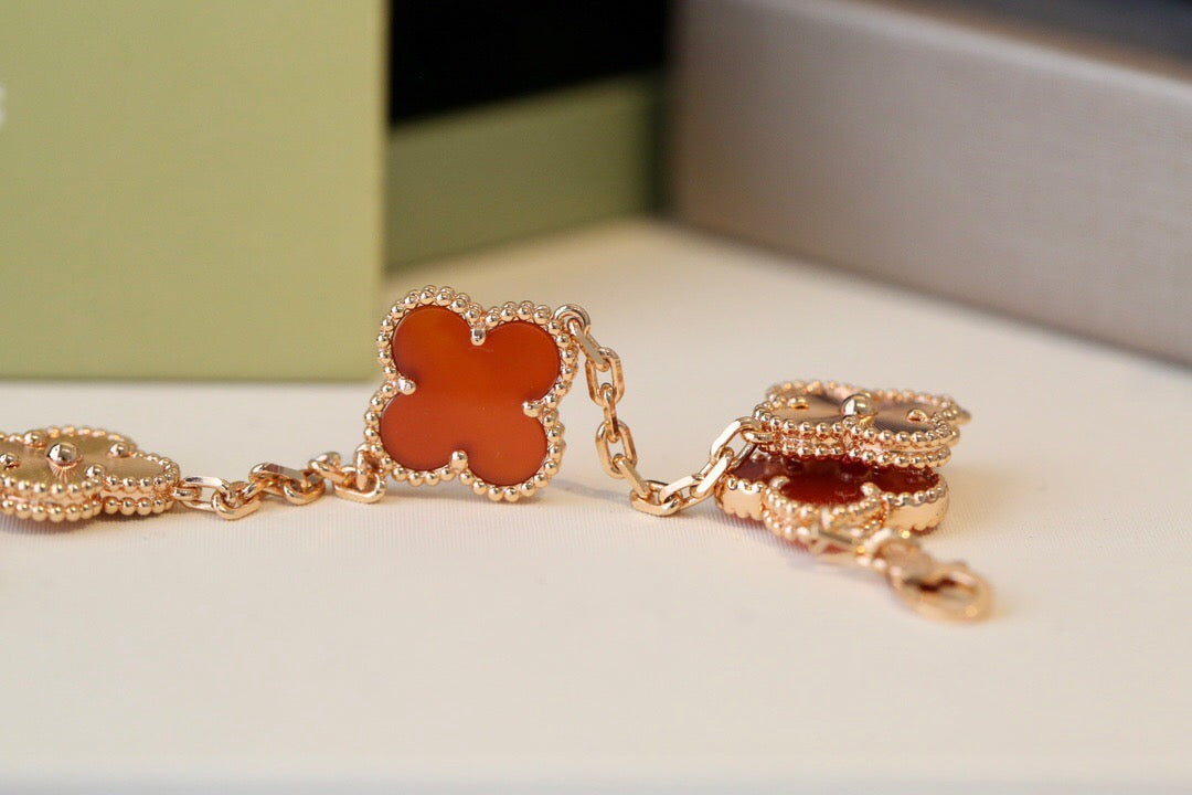 Vintage Alhambra Inspired 5-Motif Bracelet – Red Carnelian & Laser Gold Finish