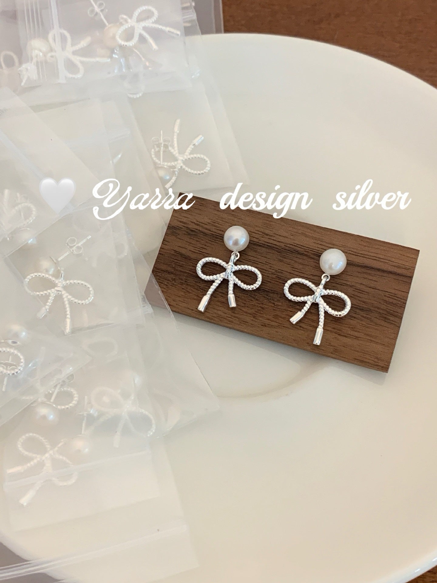 Bow & Pearl Stud Earrings