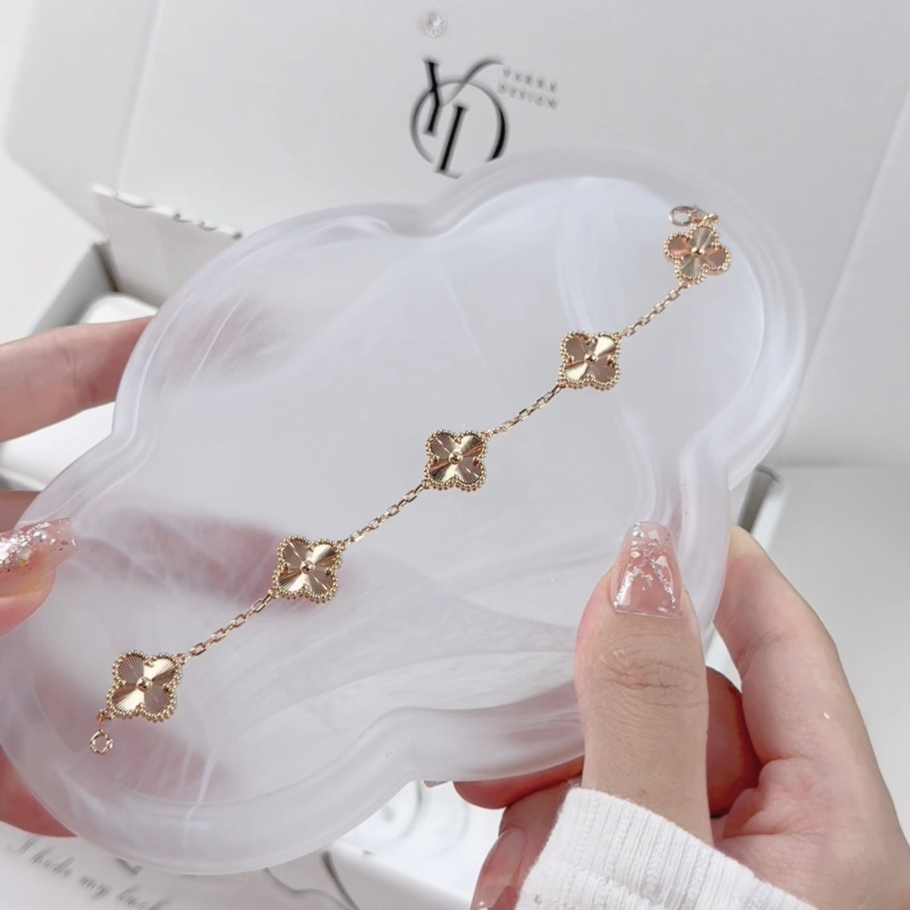 【Premium Quality】Laser Clover Necklace