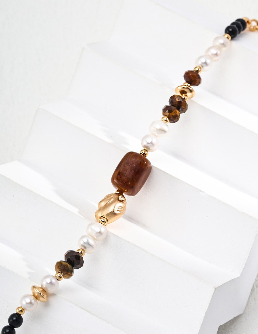 【Premium Quality】Bracelet with Freshwater Pearls, Tiger’s Eye & Black Onyx