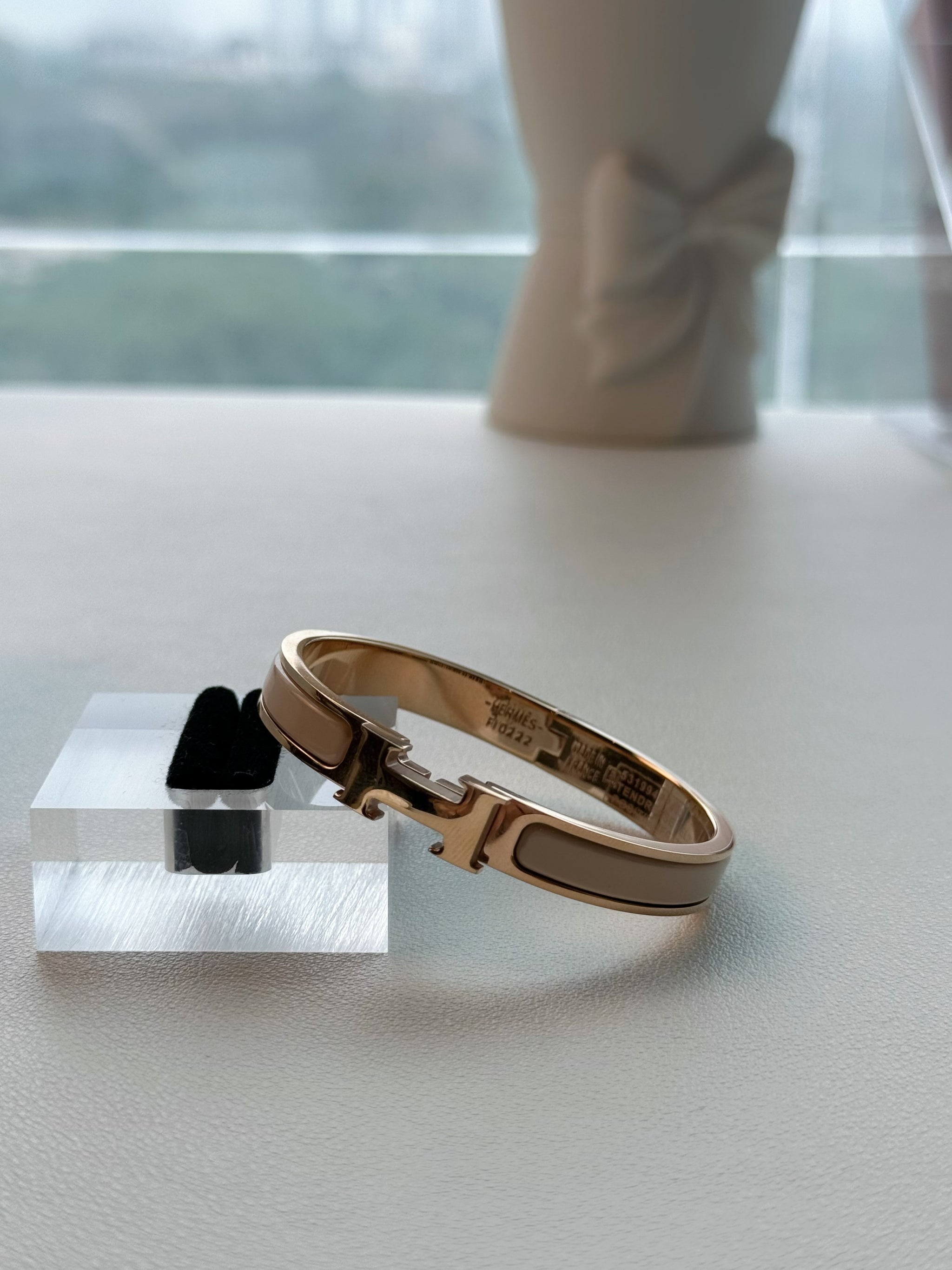 Rose Gold Narrow Bangle in Neutral Latte Tone