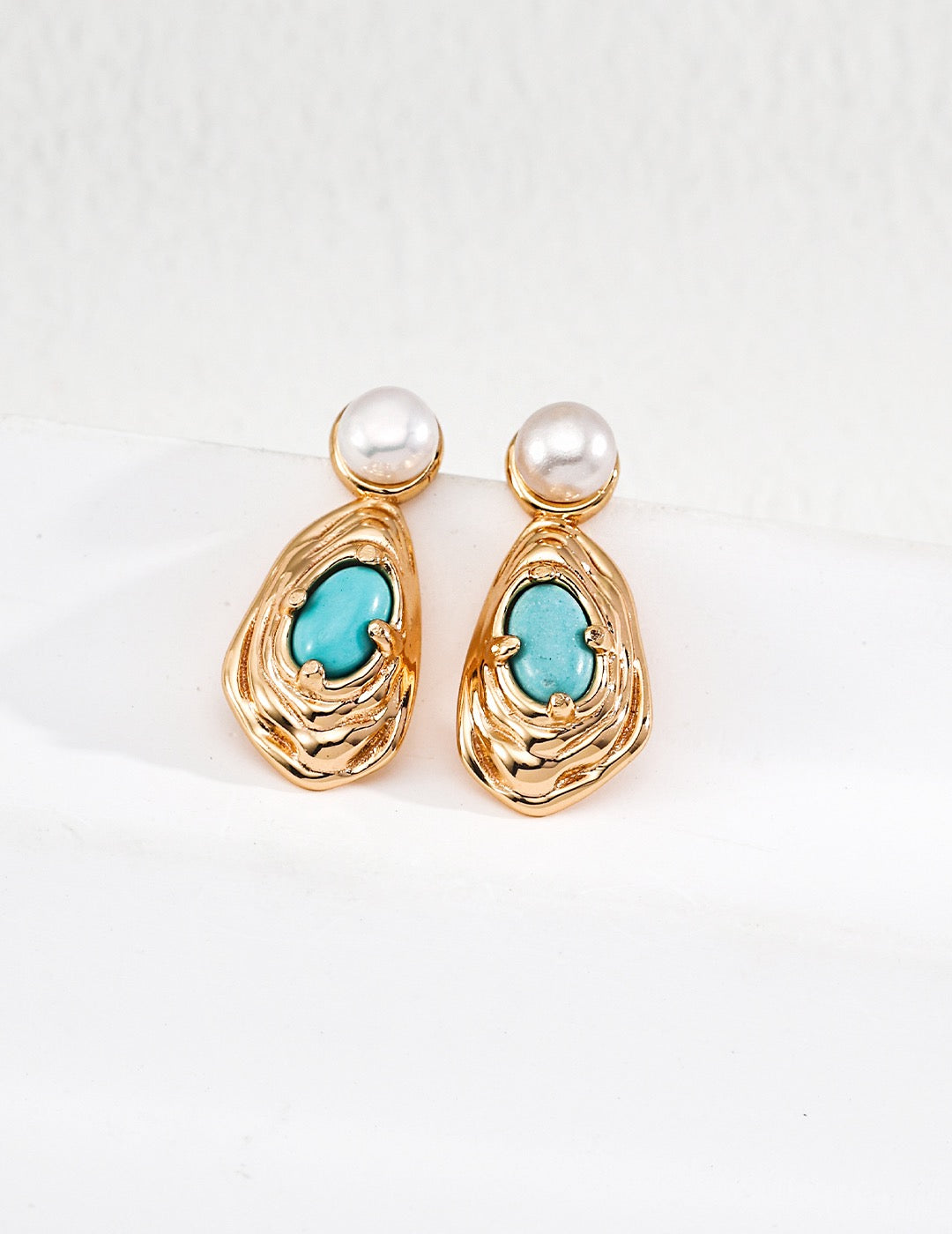 【Premium quality】Peacock Blue Dual-Tone Lava Pearl & Gem Earrings