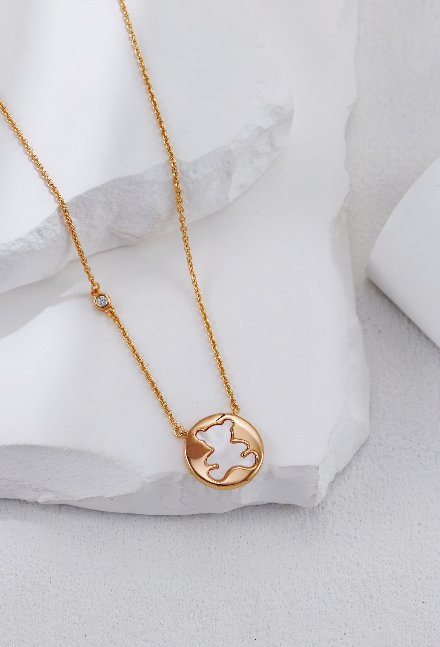 【Premium Quality】S925 Silver Bear Necklace with White Shell