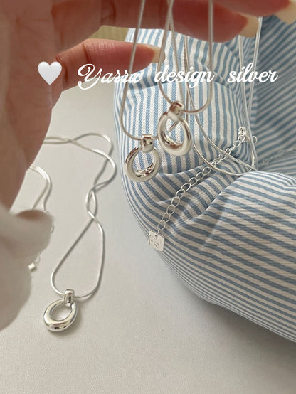 S925 Sterling Silver Hollow Oval Necklace