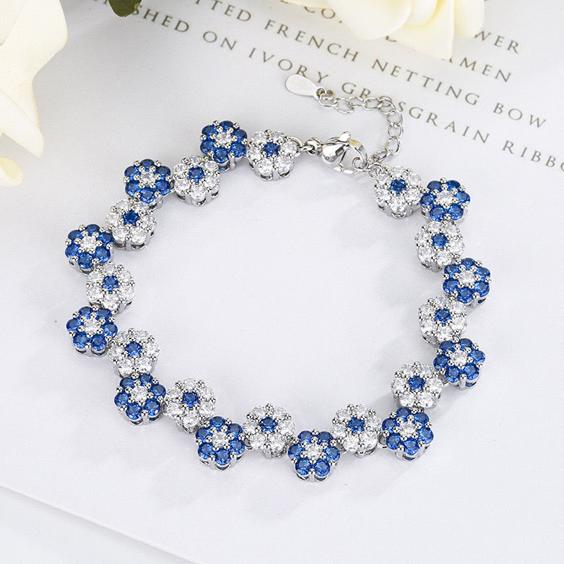Elegant Zircon Flower Jewelry Set – Necklace & Bracelet